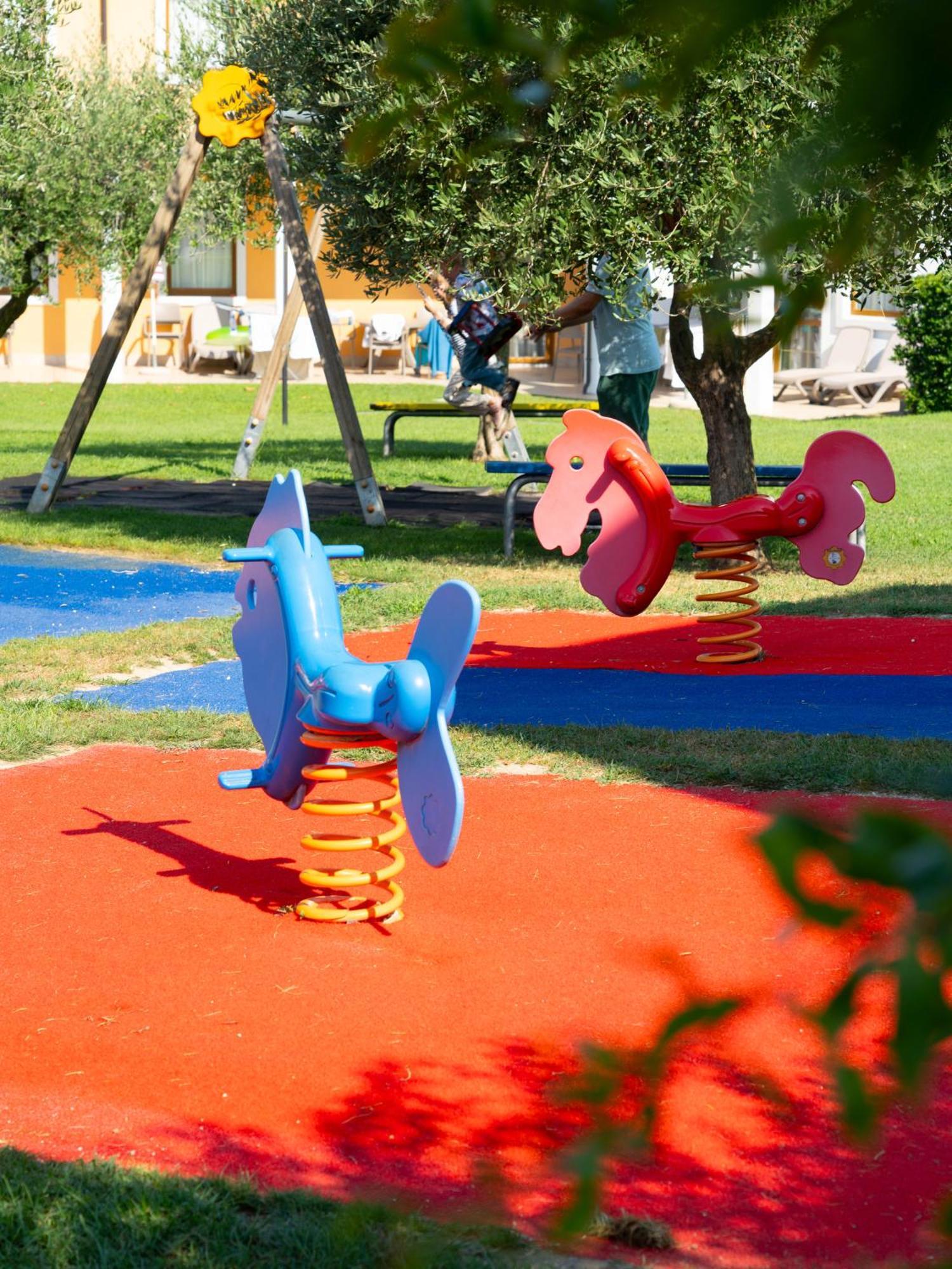Gasparina Village Castelnuovo del Garda Luaran gambar
