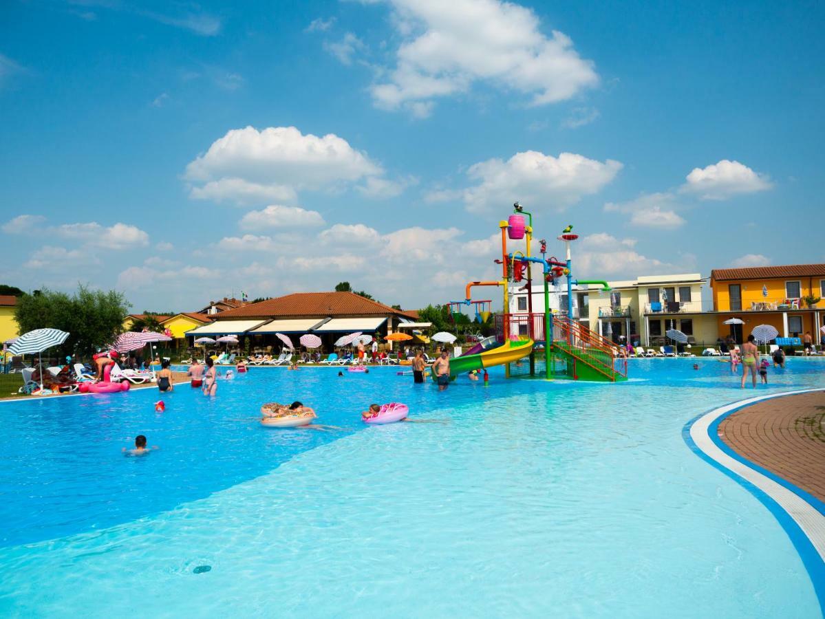 Gasparina Village Castelnuovo del Garda Luaran gambar